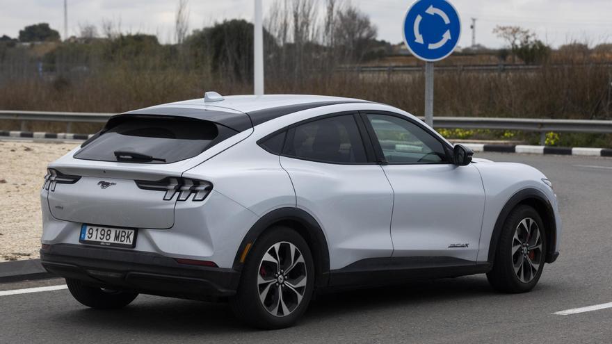 Bruselas aprueba la empresa  de Honda, BMW y Ford para recargar coches eléctricos