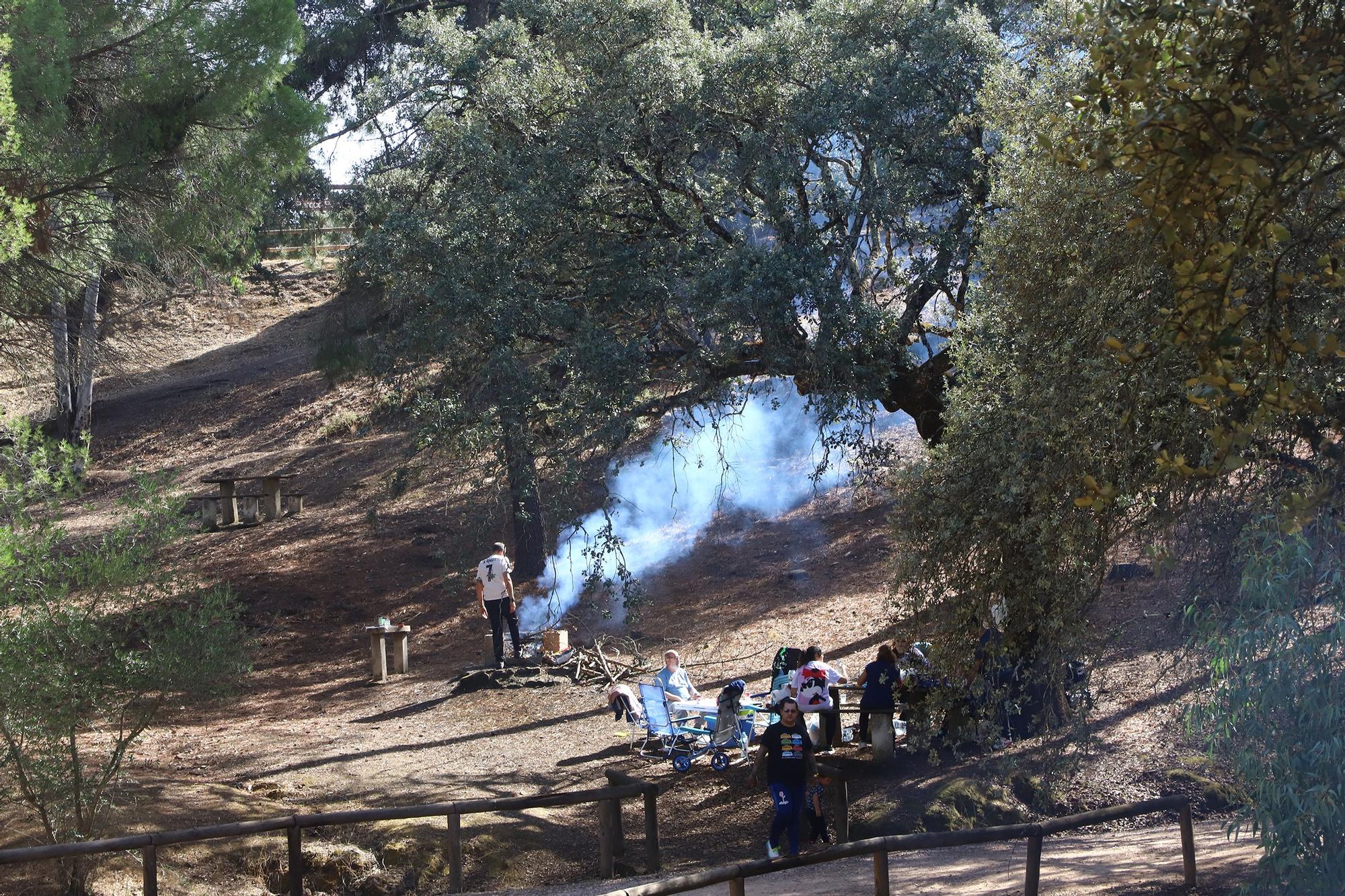 Los peroles con fuego vuelven a los Villares por San Rafael