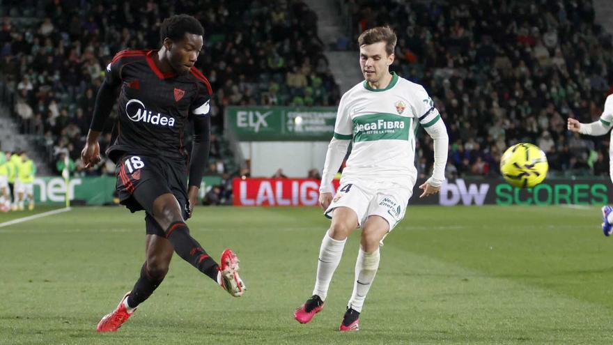 Agoumé destaca a Akor Adams: "Ha hecho una gran Copa de África y lo vamos a necesitar mucho hasta el final de la temporada"