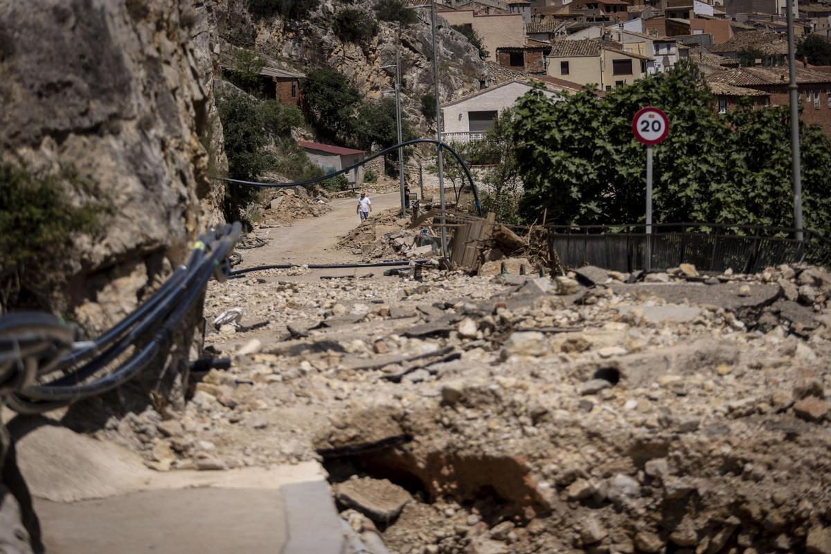 Los accesos a Almonacid de la Cuba quedaron en malas condiciones tras el paso de la tormenta.