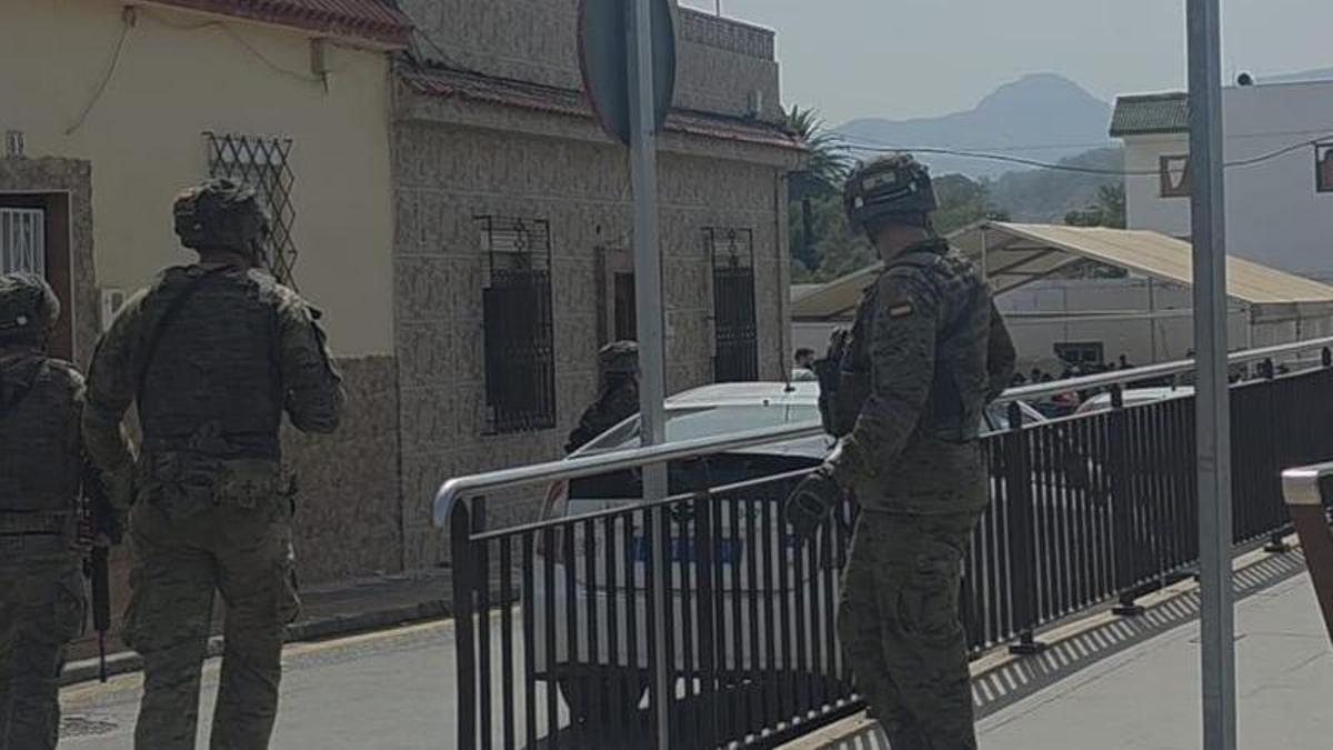 El Ejército toma los barrios en Ceuta