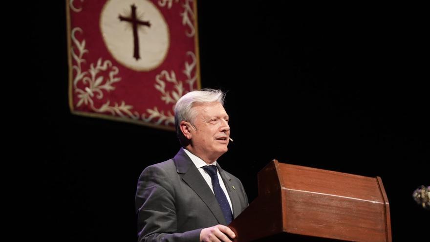 Juan José Primo Jurado pregona la Semana Santa de Córdoba barrio a barrio