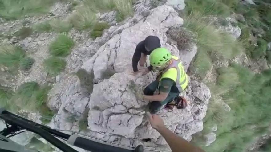 Rescatan a dos turistas francesas en Cúber