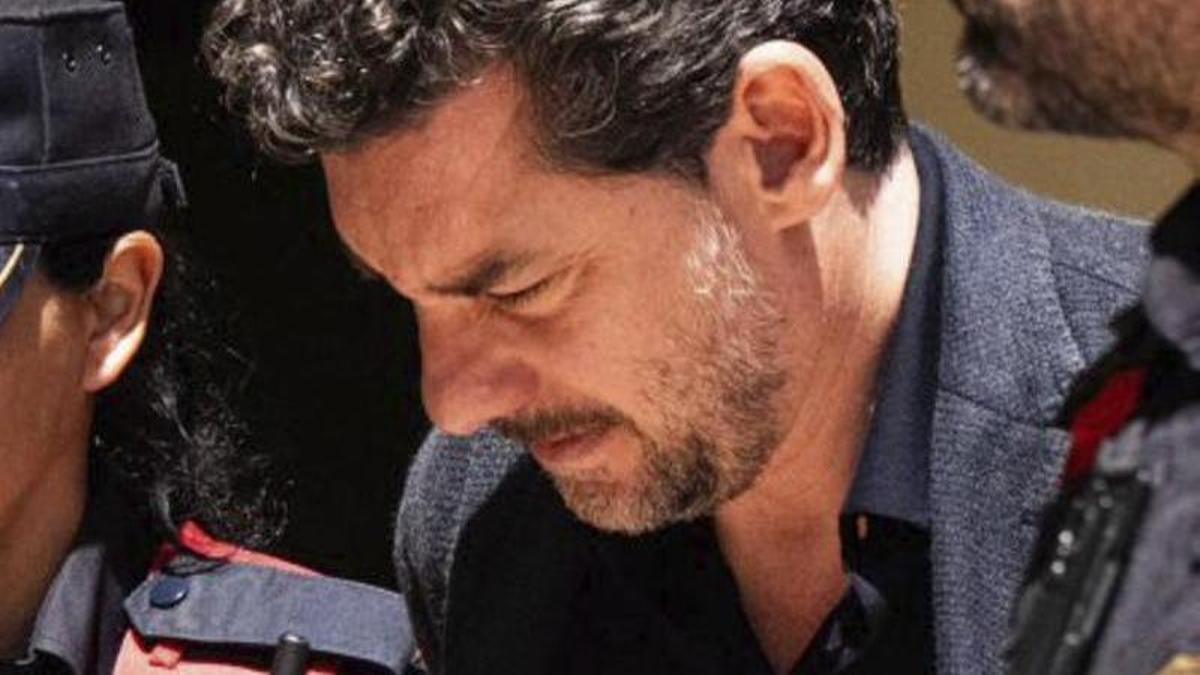Jonathan Andic, sortint dels jutjats de Martorell.  | ZOWY VOETEN