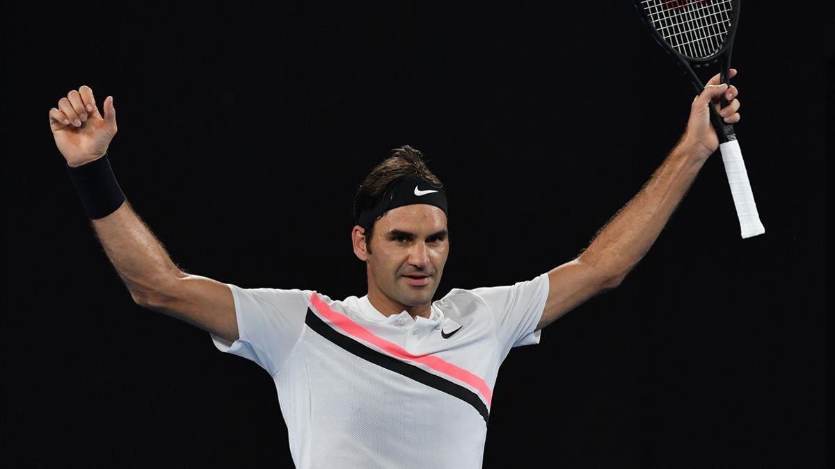 Federer celebra su pase a octavos de final tras vences a Gasquet.