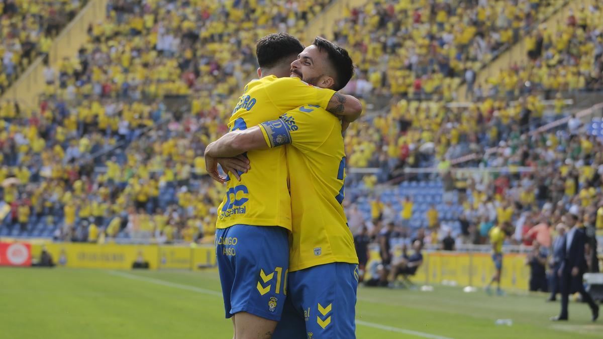 Las Palmas consigue una victoria ‘made in’ Tenerife
