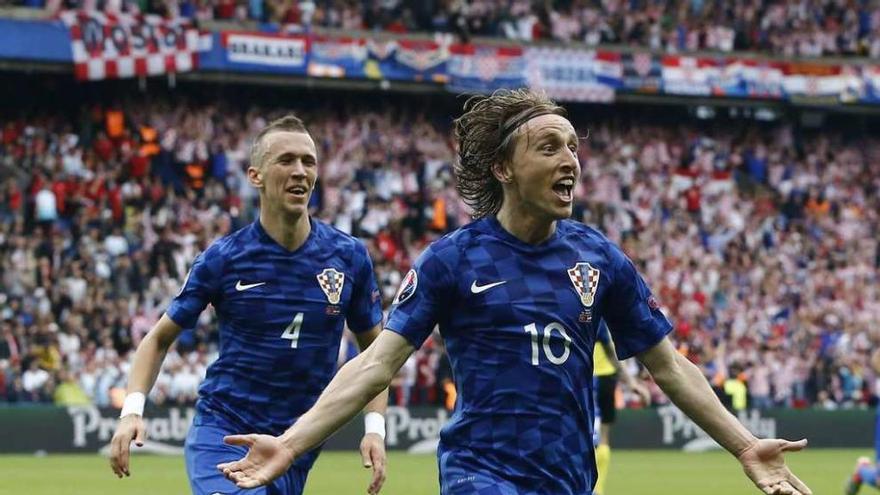 Modric celebra su gol de ayer contra Turquía.