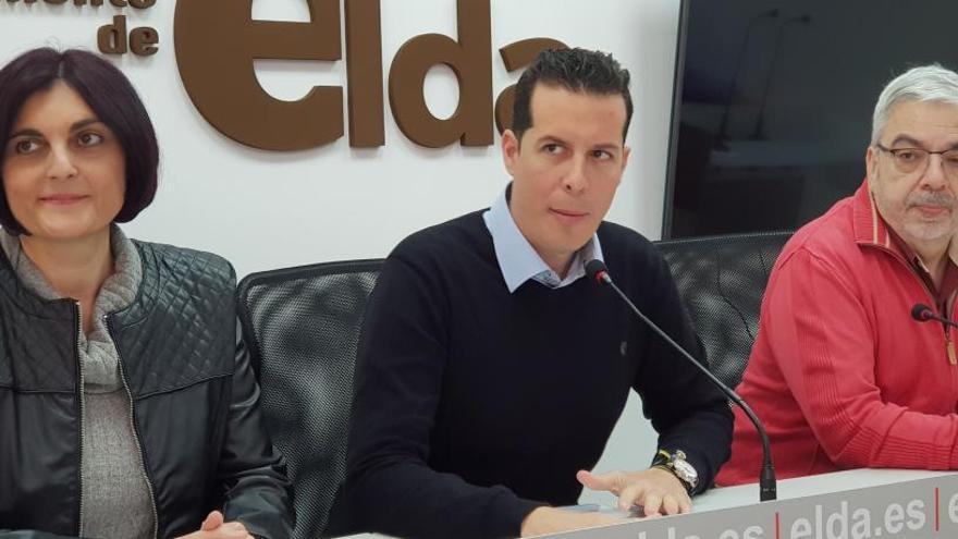 La directora de la Torrera, el alcalde de Elda y el jefe de estudios del instituto