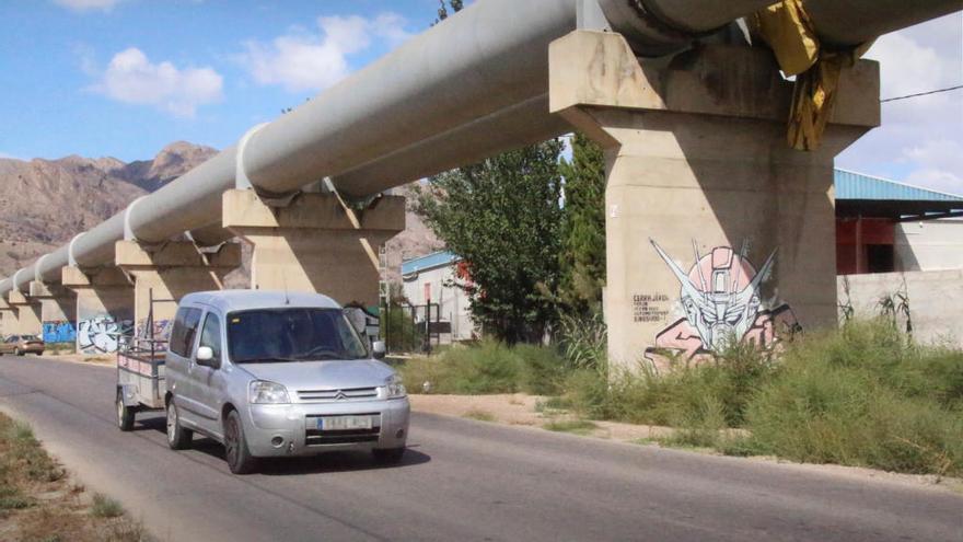 La última guerra del agua se libra por 8 hectómetros