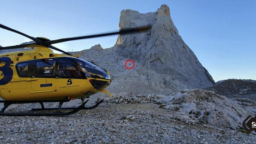 Rescatan a un montañero que cayó 15 metros en Cabrales