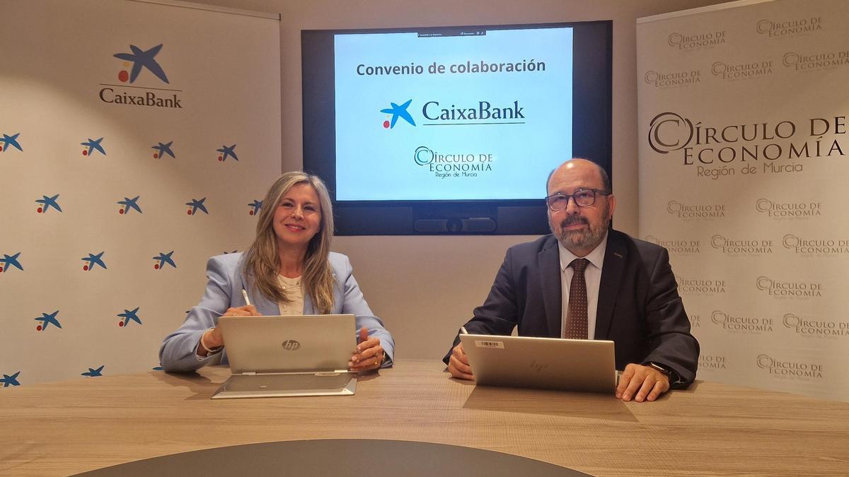 CaixaBank y el Círculo de Economía renuevan su alianza para fomentar el debate empresarial en la Región.