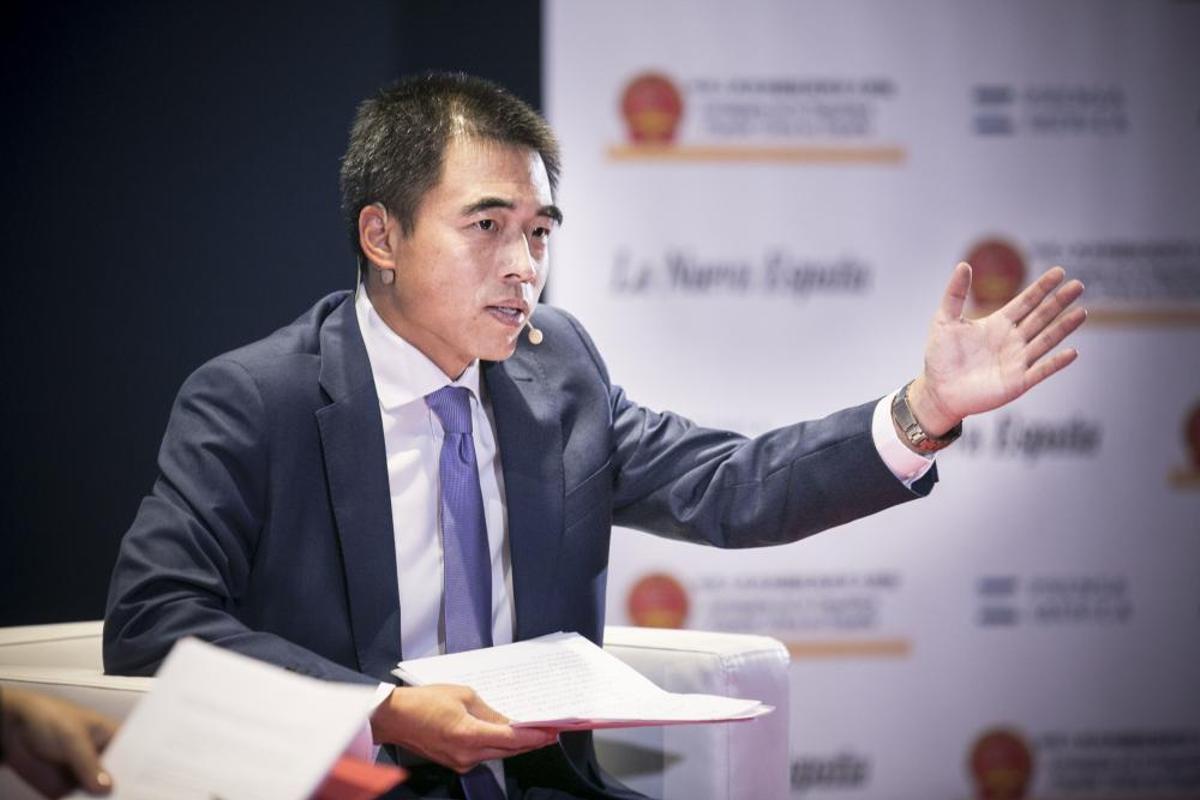 Foro "China, una oportunidad para Occidente" en el Club Prensa Asturiana de LA NUEVA ESPAÑA