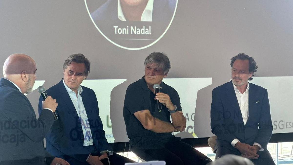 Toni Nadal durante su intervención en el acto de presentación del informe de la Fundación EduAcción y la Universidad Pablo de Olavide.