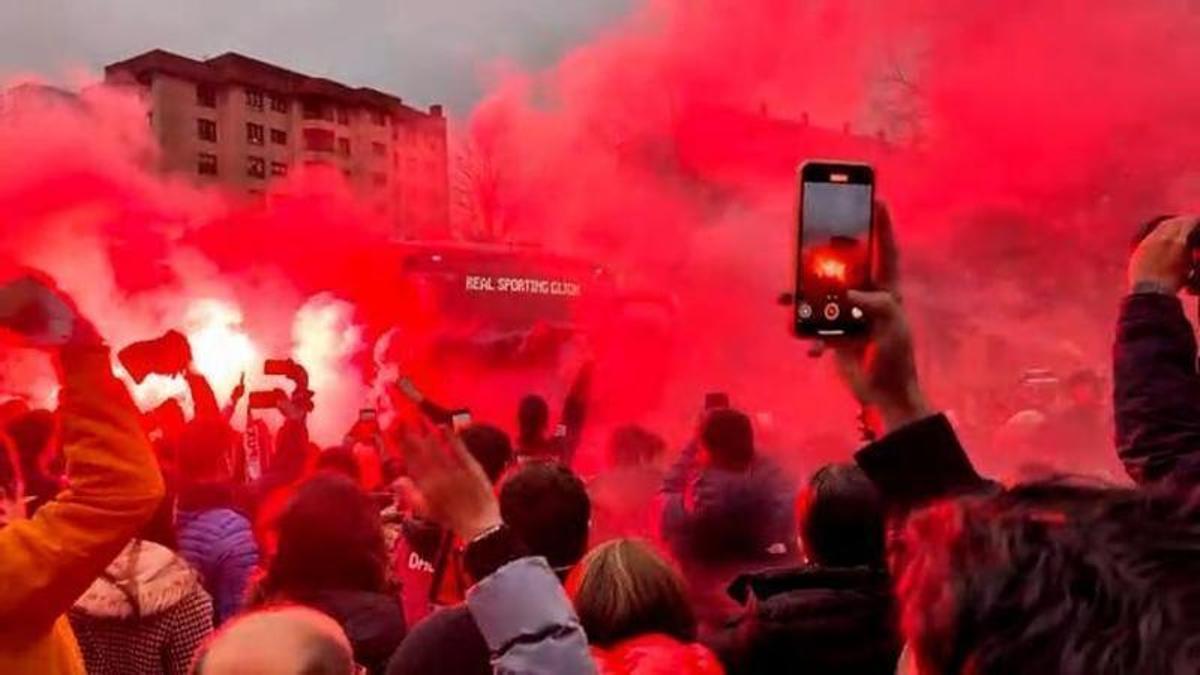 el grito para la reacción del Sporting en un recibimiento con tres frentes en El Molinón