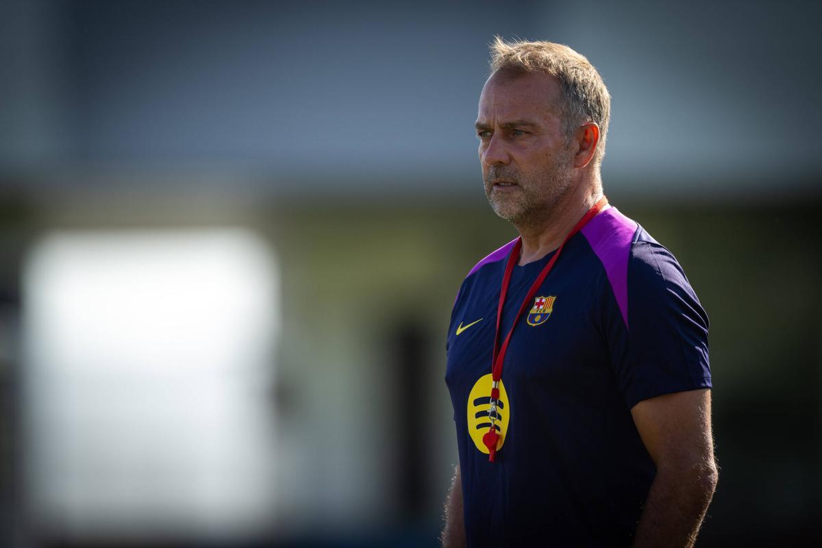 Flick no estará en el banquillo del Bernabéu