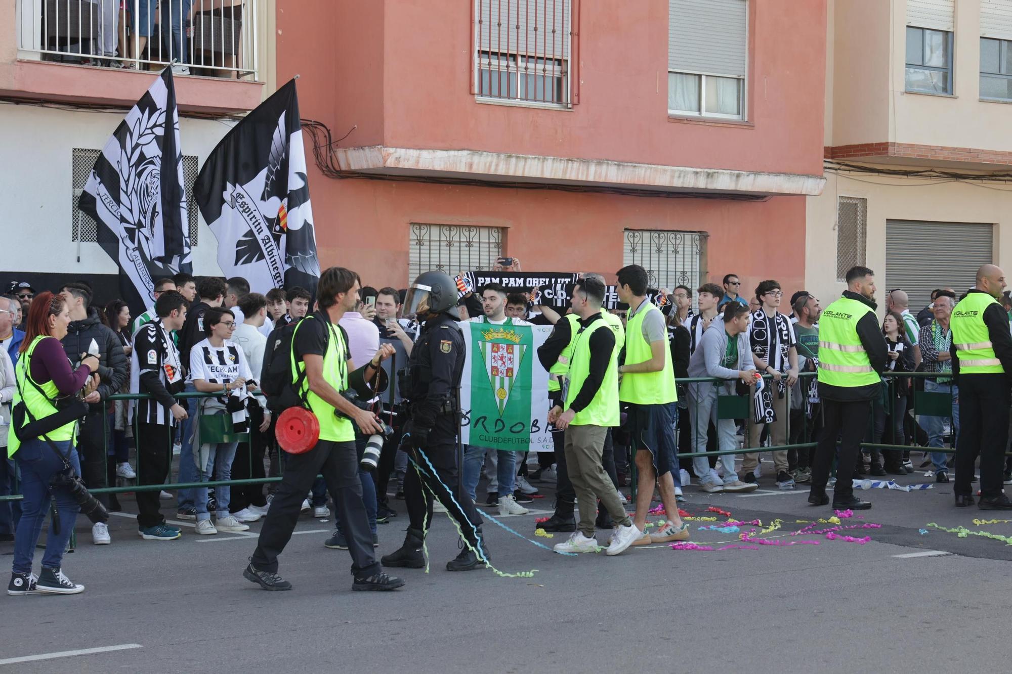 Castellón-Córdoba CF: las imágenes de la afición blanquiverde en Castalia