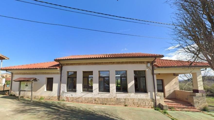 La antigua escuela de Biedes. |