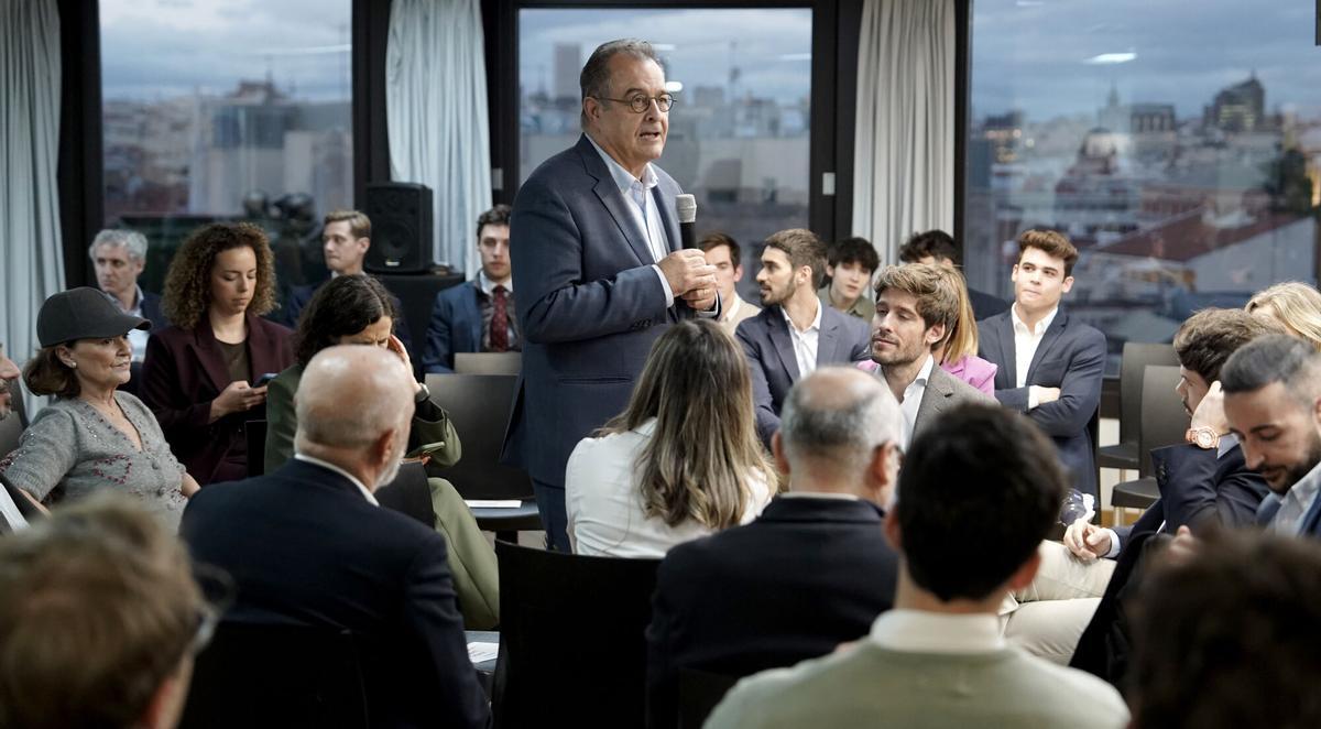 Madrid. 06.11. Evento Diálogos (im)posibles en el que han participado María Márquez, portavoz del PSOE en el Parlamento de Andalucía, Juan Carlos Caballero, portavoz del PP en el Ayuntamiento de Valencia, Albert Sáez, director de El Periódico, y Nacho Corredor, socio y vicepresidente de beBartlet.