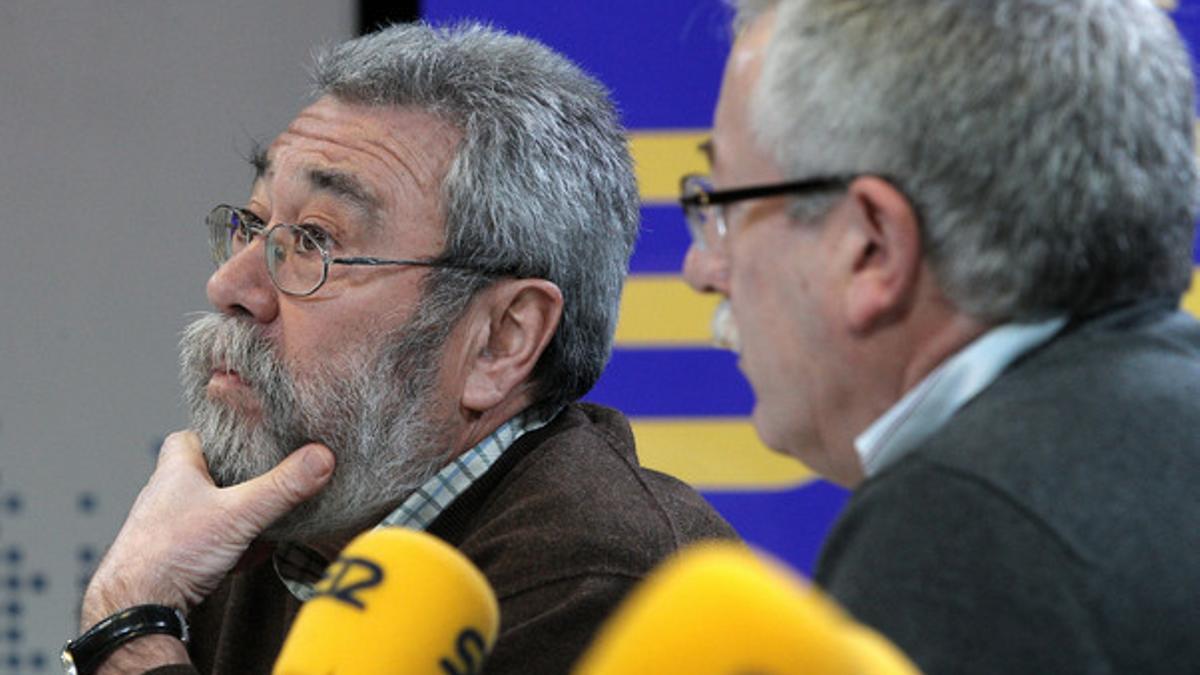 Cándido Méndez y Fernández Toxo, durante una entrevista en la que han valorado la nueva reforma laboral.