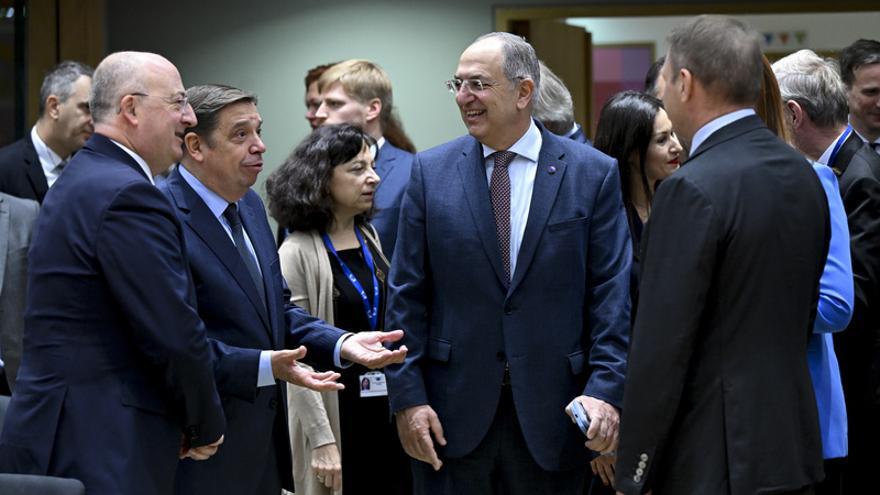 Planas ve «compleja» la negociación de las cuotas de 2025 pero «en buena dirección» para Galicia