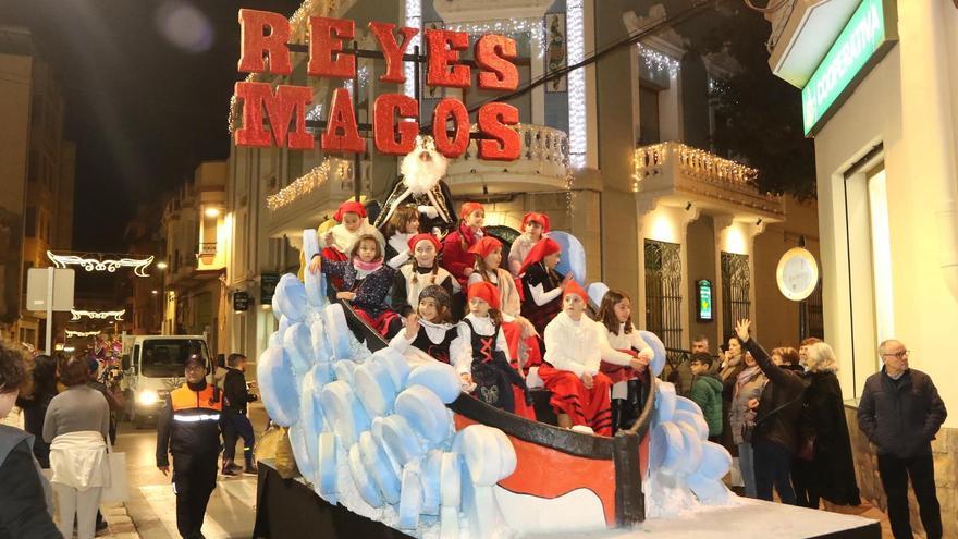 Cabalgata de Reyes Magos en l'Alcora, en la edición de 2023.