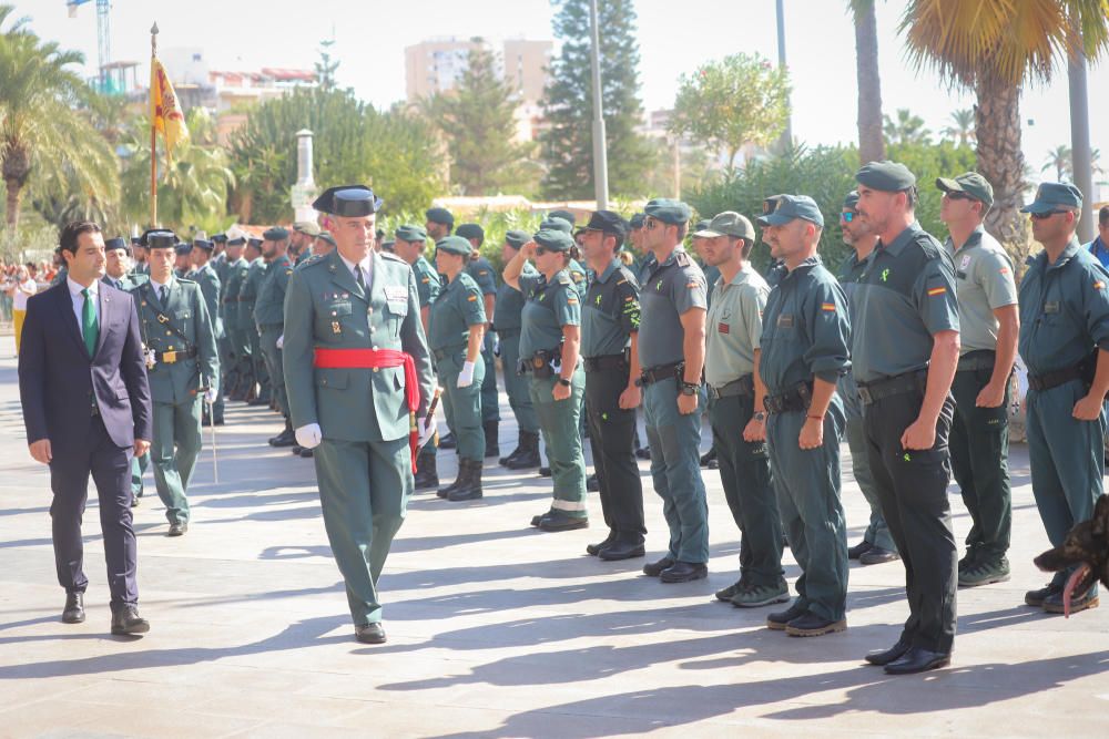 La Guardia Civil recibe un homenaje en Torrevieja