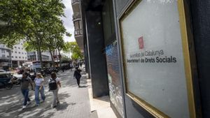 Desarticulada una banda criminal en Tarragona por hacer pasar a sus hijos por menores no acompañados.