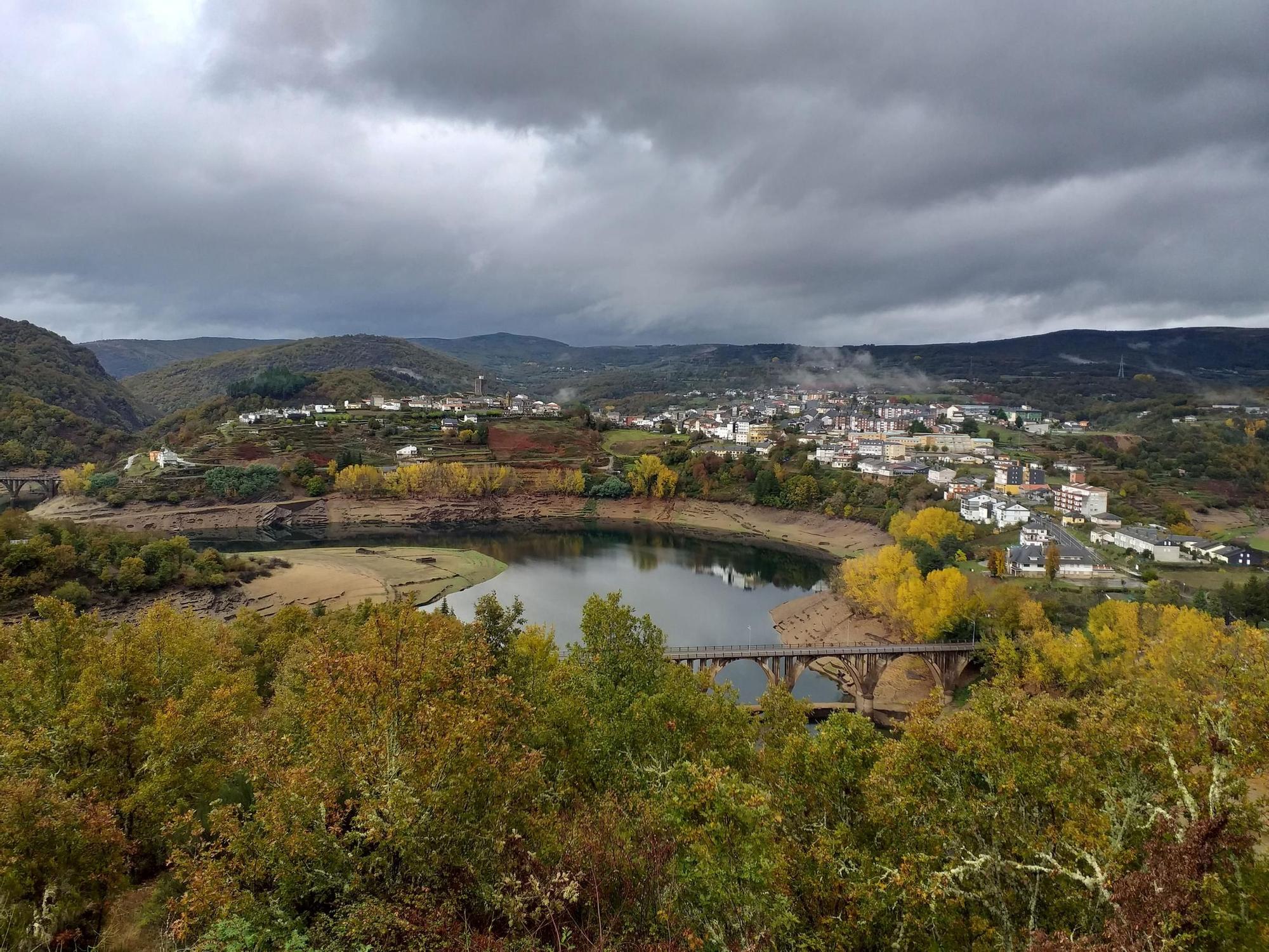 Panorámica de Viana do Bolo.