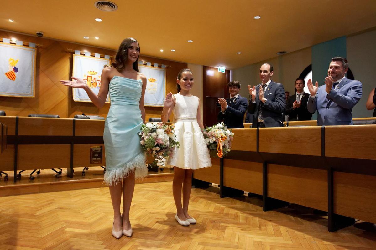La joven Laia Molina y la niña Anna Solà son las reinas falleras mayor e infantil de Burriana para el 2024.