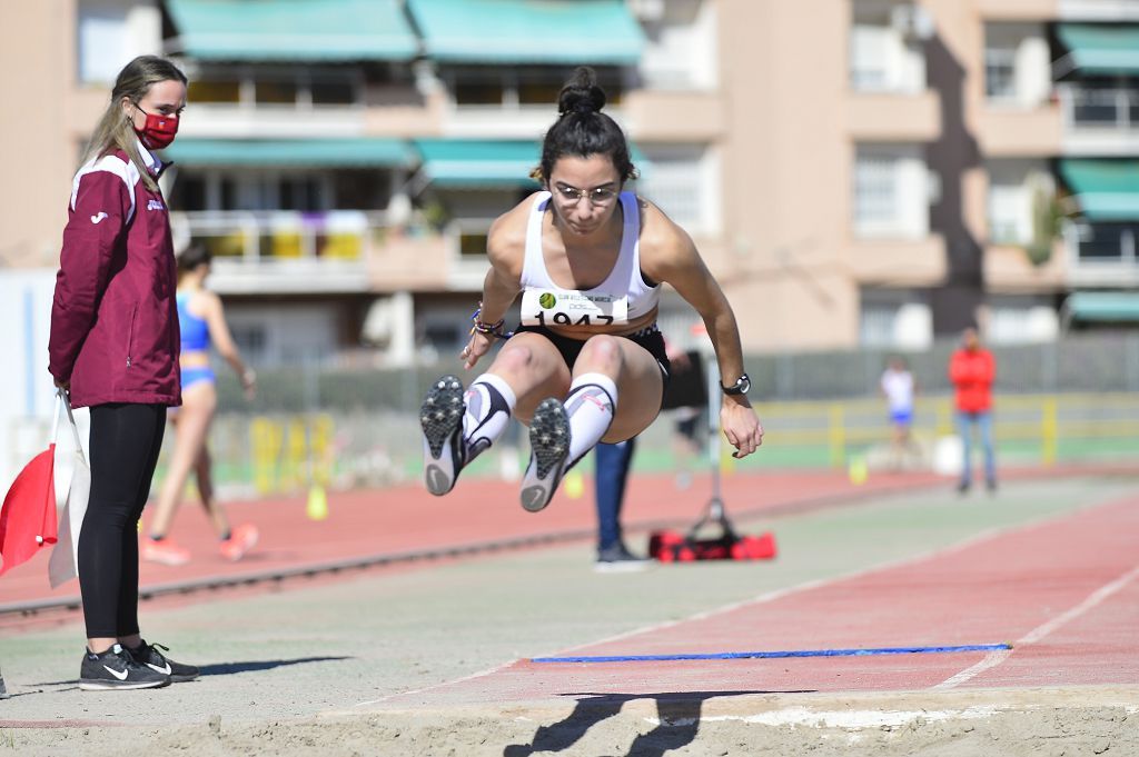 Pruebas de atletismo nacional en la pista de atletismo de Cartagena este domingo