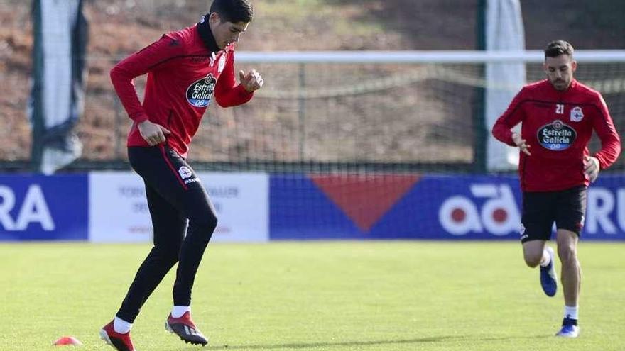 Carlos Fernández hace parte del entrenamiento con el grupo