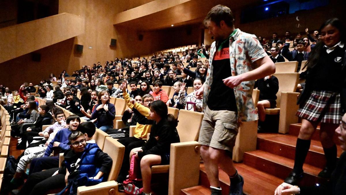 El auditorio de Afundación, completamente lleno, ayer.  | // RAFA VÁZQUEZ