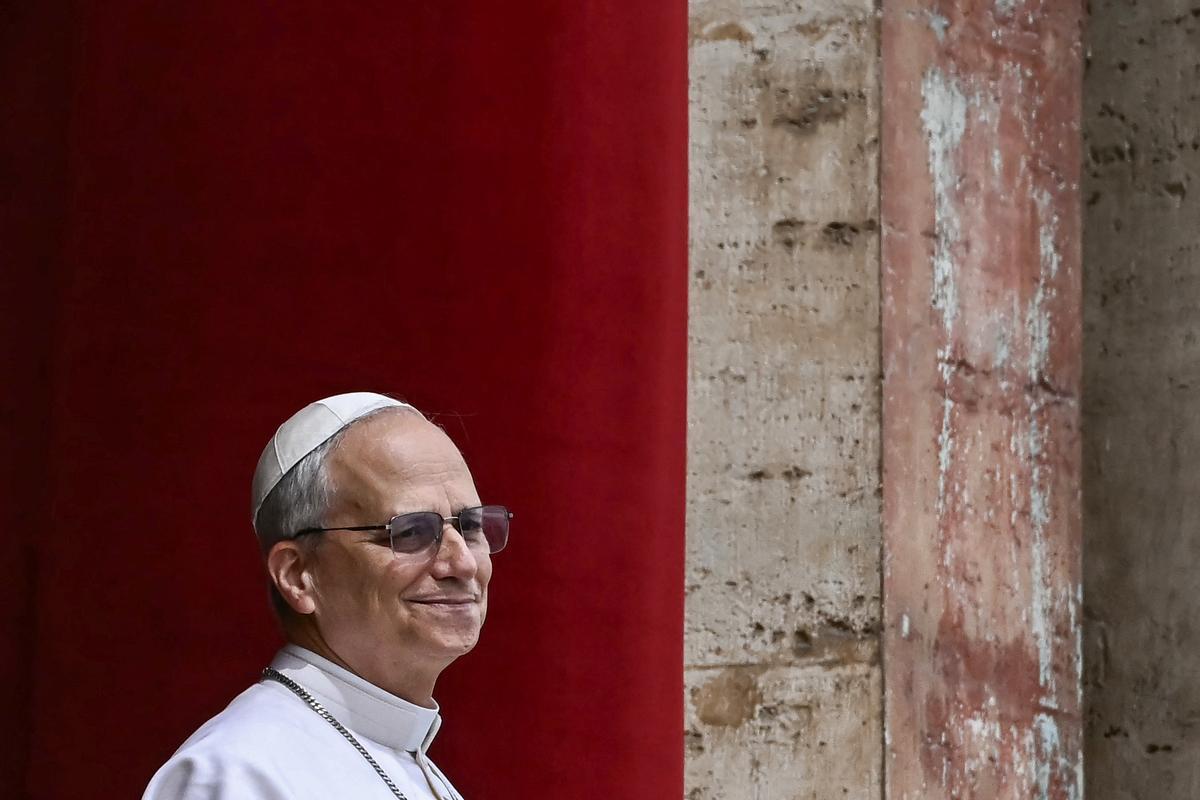 El papa León XIV reza su primer Regina Caeli en la Basílica de San Pedro El papa León XIV reza su primer Regina Caeli en la Basílica de San Pedro