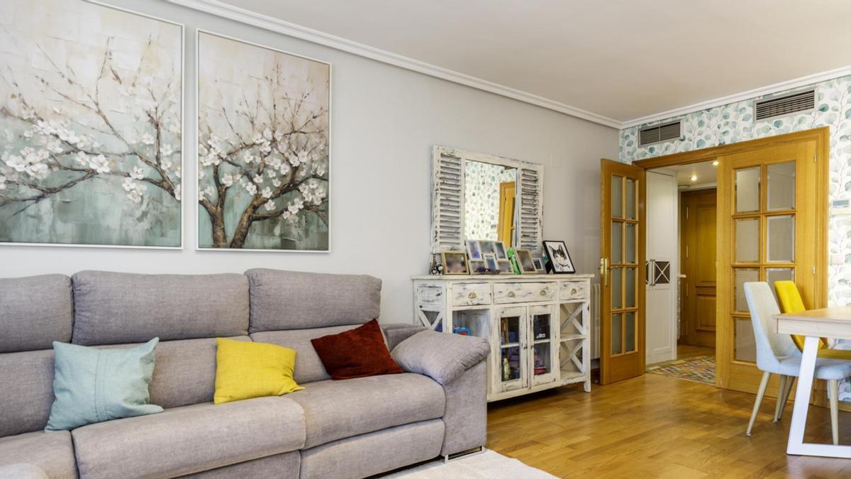 Salón de la casa a la venta en Miralbueno