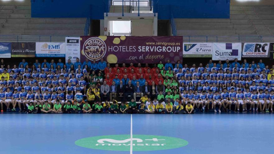 El Club Balonmano Benidorm se hace más grande