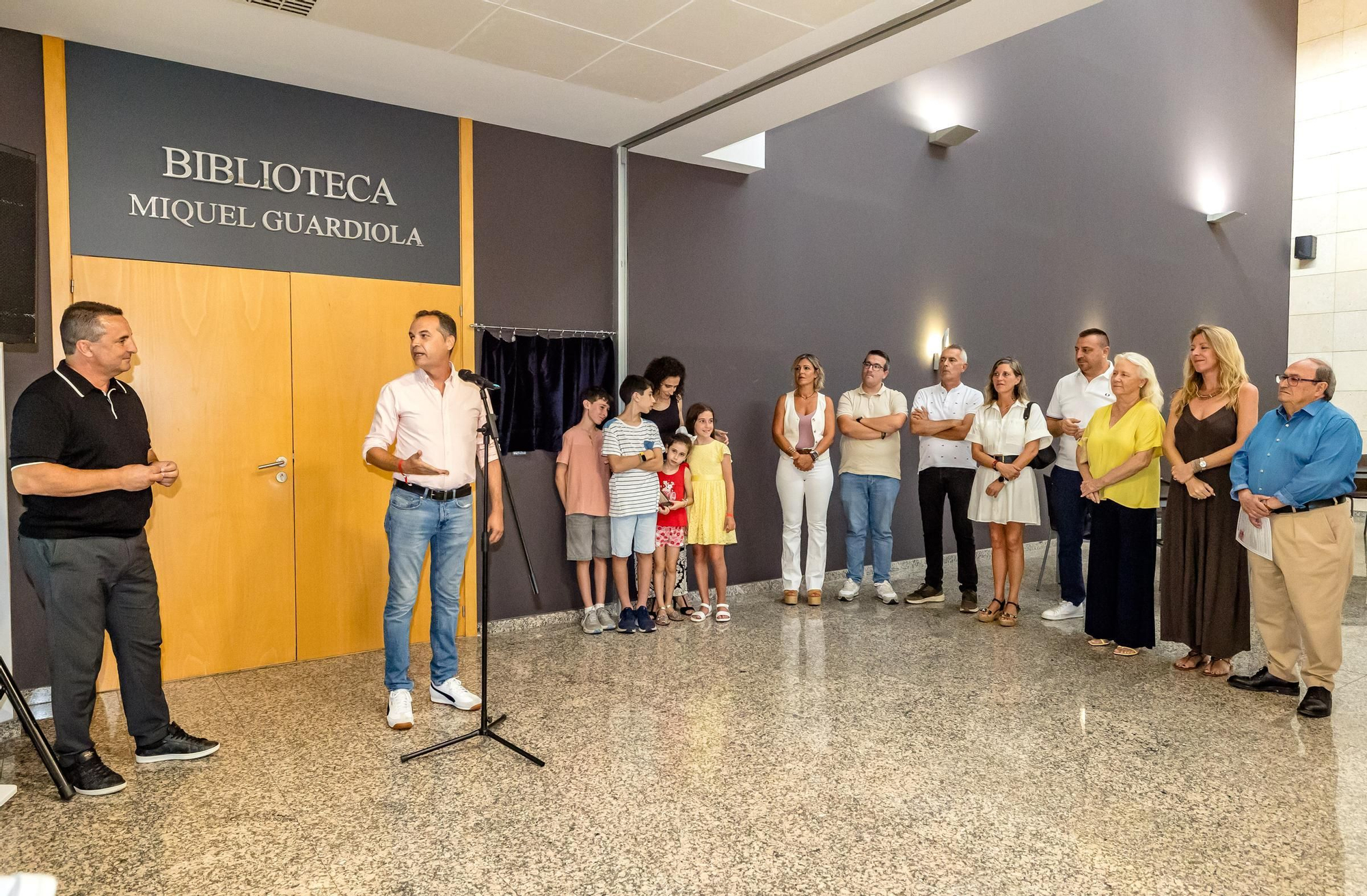 La Nucía da nombre a su Biblioteca Municipal en honor a Miquel Guardiola Fuster