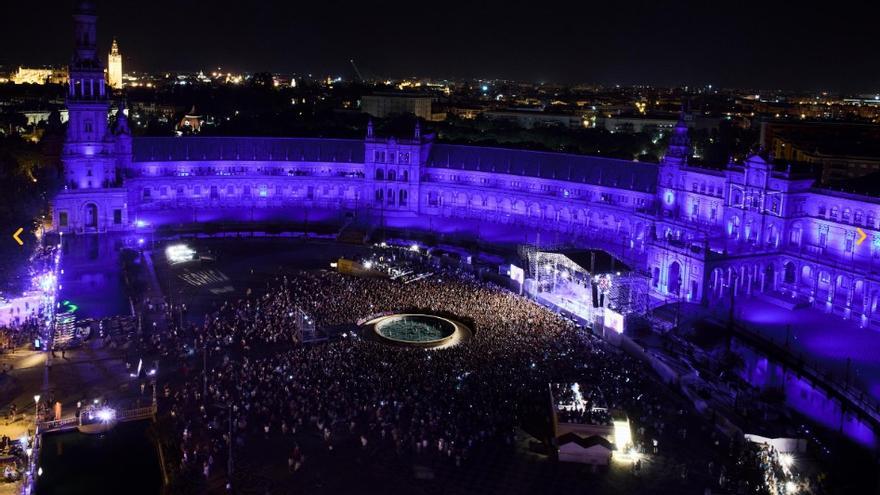 El alcalde abre de nuevo el debate sobre el futuro de Icónica en la Plaza de España