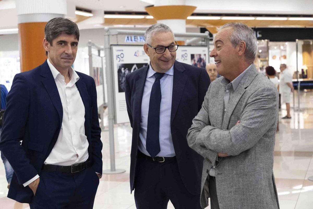 Inauguración en Nuevo Centro de la exposición del 150 aniversario de ...