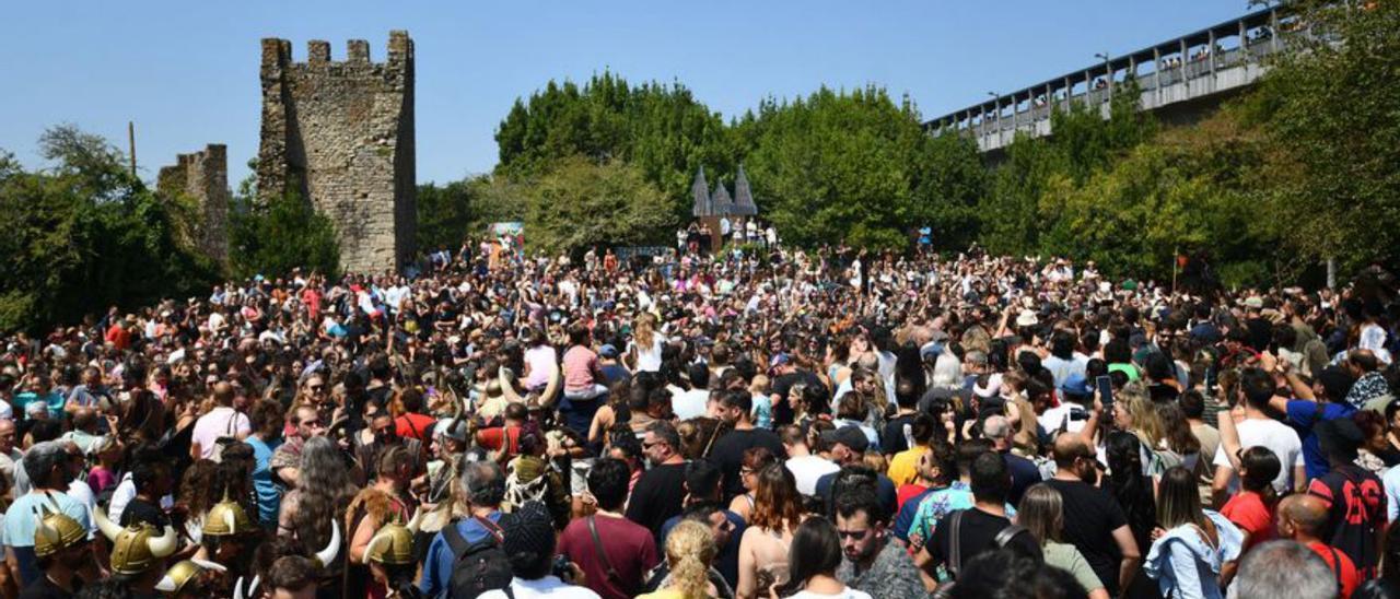 La multitud que abarrotó el recinto de las Torres.   | // GUSTAVO SANTOS