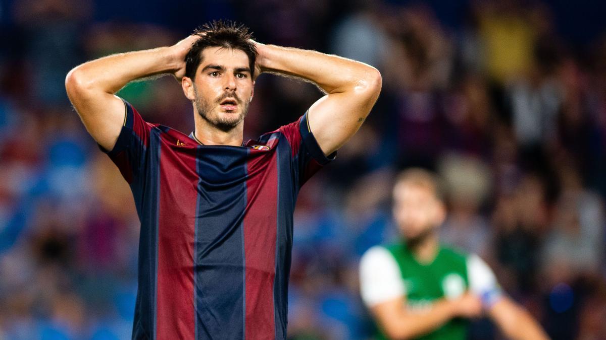 Primer partido de liga segunda división SmartBank Santander entre el Levante UD y el SD Huesca