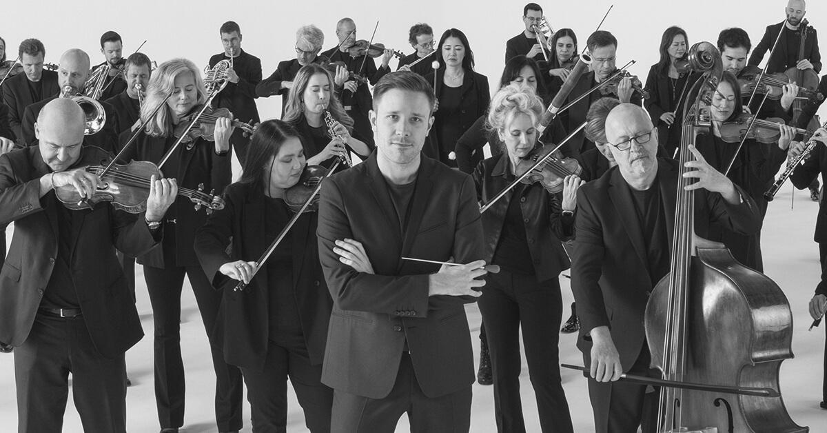 Pablo Ferrández interpreta el Concierto para violonchelo de Elgar.