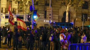 Ordenan reabrir la causa por el apaleamiento de un muñeco de Sánchez por posibles amenazas