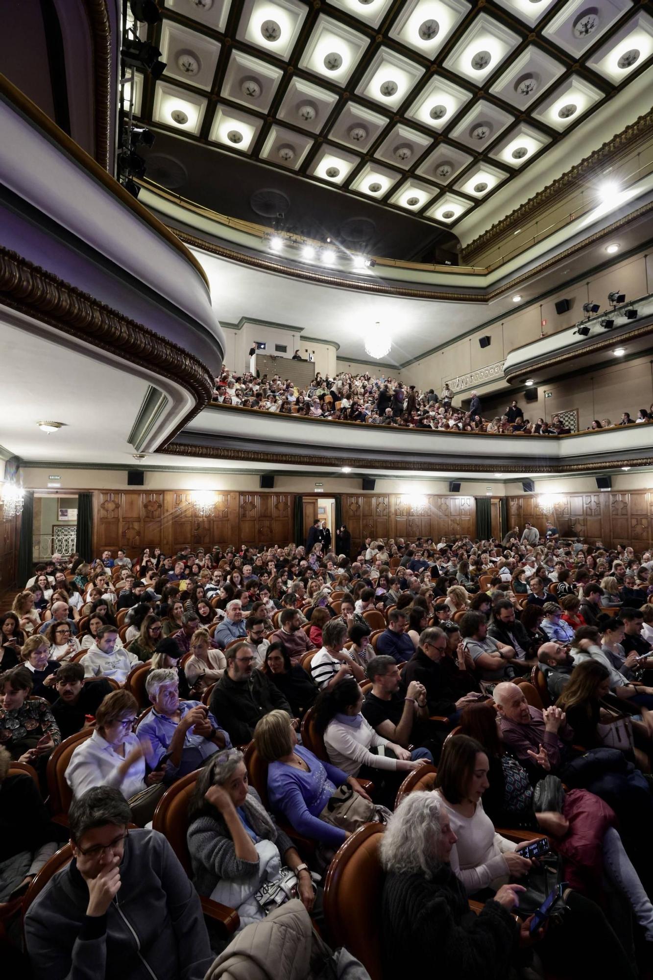 Oviedo disfruta de la Noche Blanca: así fueron las actividades que llenaron de cultura la ciudad