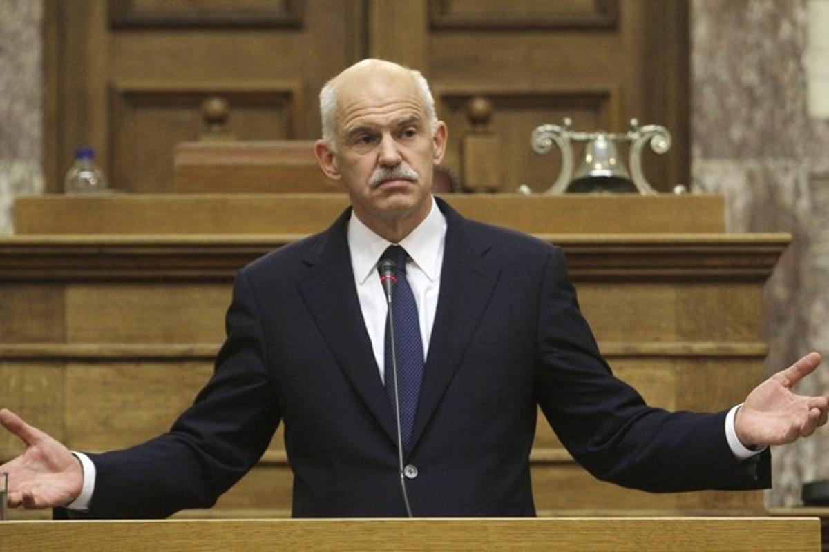 Geòrgios Papandreu, durant la seva intervenció davant el Parlament grec, dijous, a Atenes.
