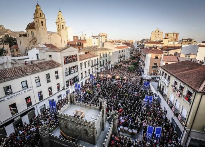 La fiesta estalla con "Idella"