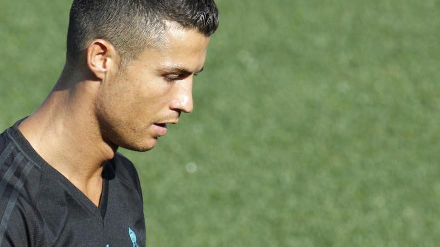 Cristiano durant l&#039;entrenament del Real Madrid.