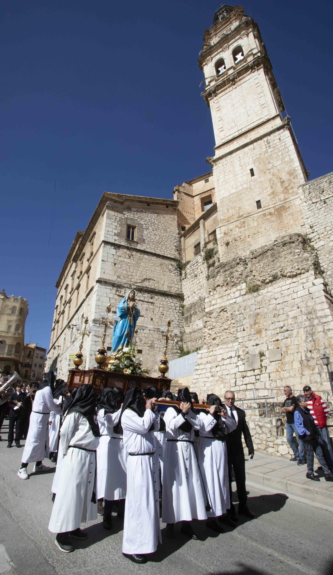 Ontinyent acoge sus tradicionales procesiones del Viernes Santo