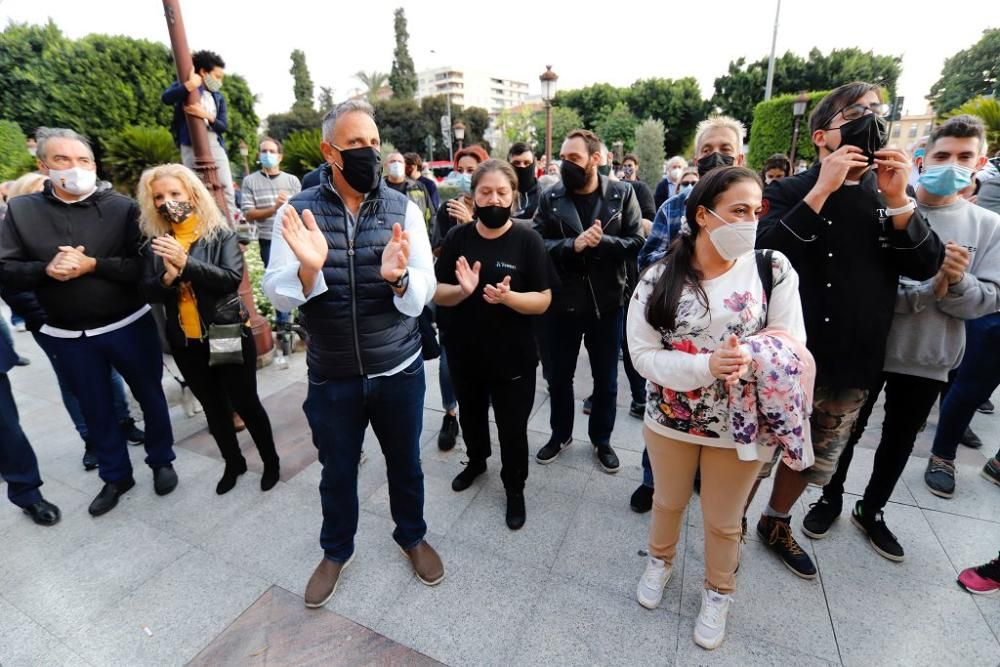 Hosteleros protestan en Murcia