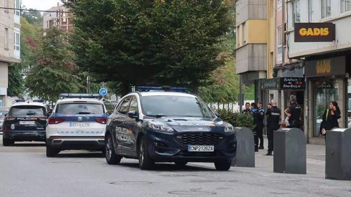 Coches de la Policía en el lugar de los hechos