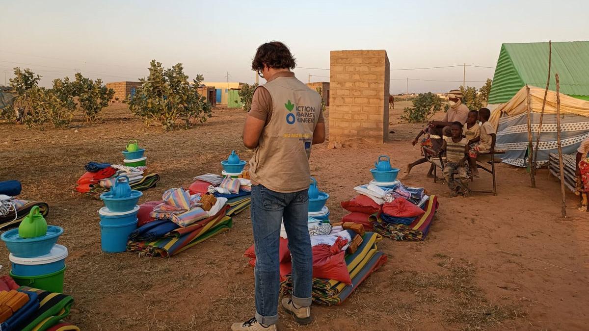 El Claudio, voluntari d'Acción contra el Hambre, a Mauritània.